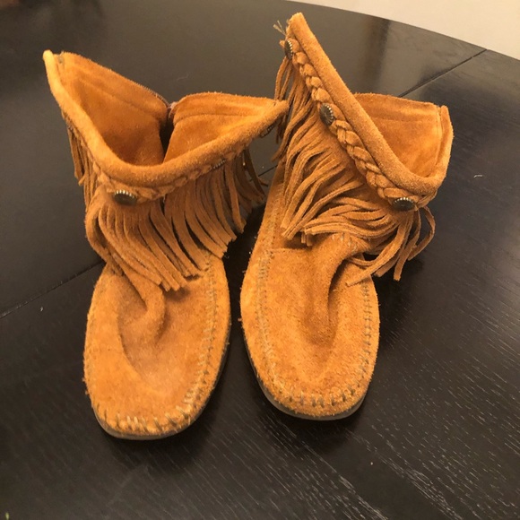 Minnetonka Shoes - Minnetonka Ankle Moccasins